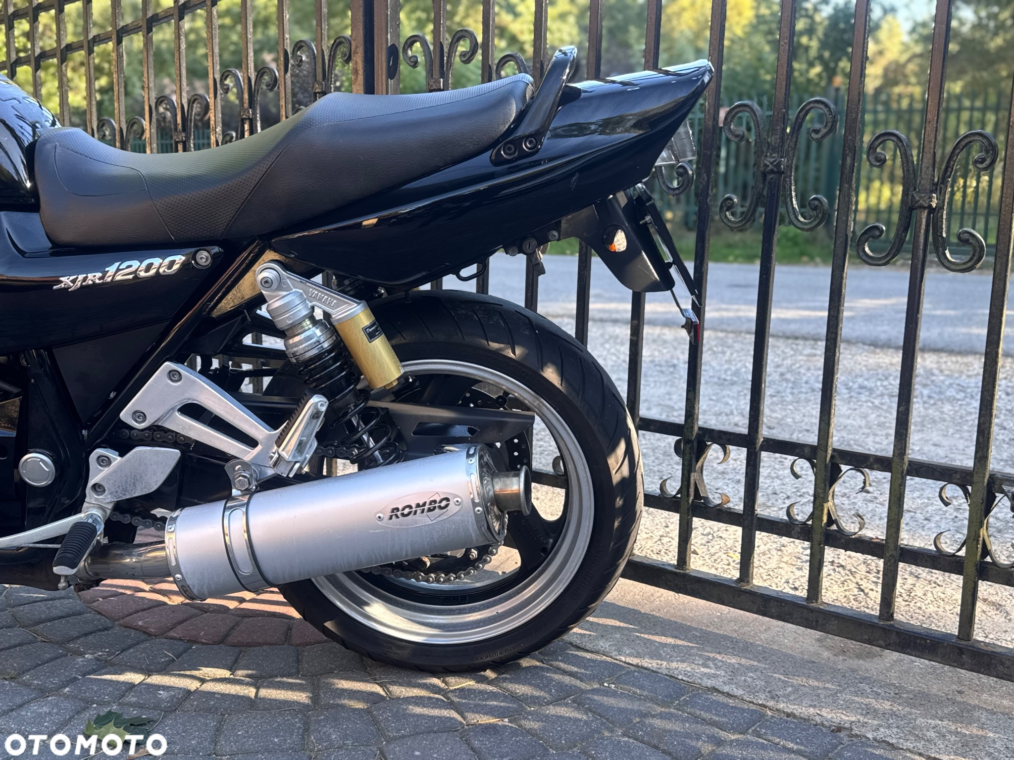 Yamaha XJR - 20