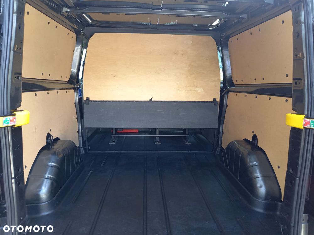 Ford Transit Custom 310 L2H1 Limited - 10