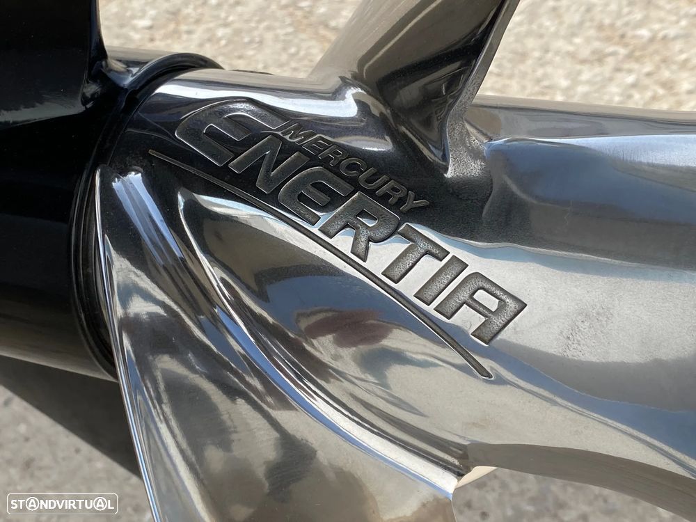 Bayliner VR6 OB - 40
