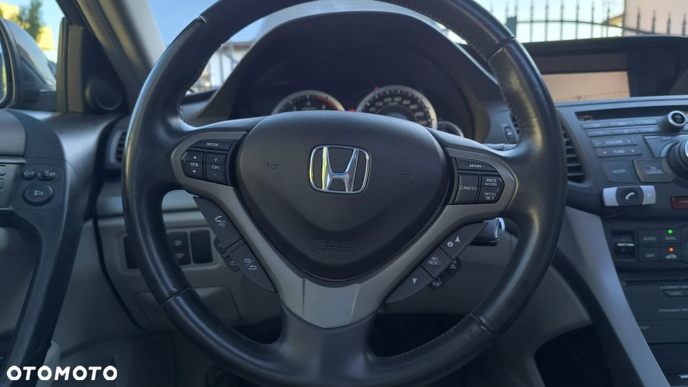 Honda Accord 2.2d Executive Nav+ACC - 17