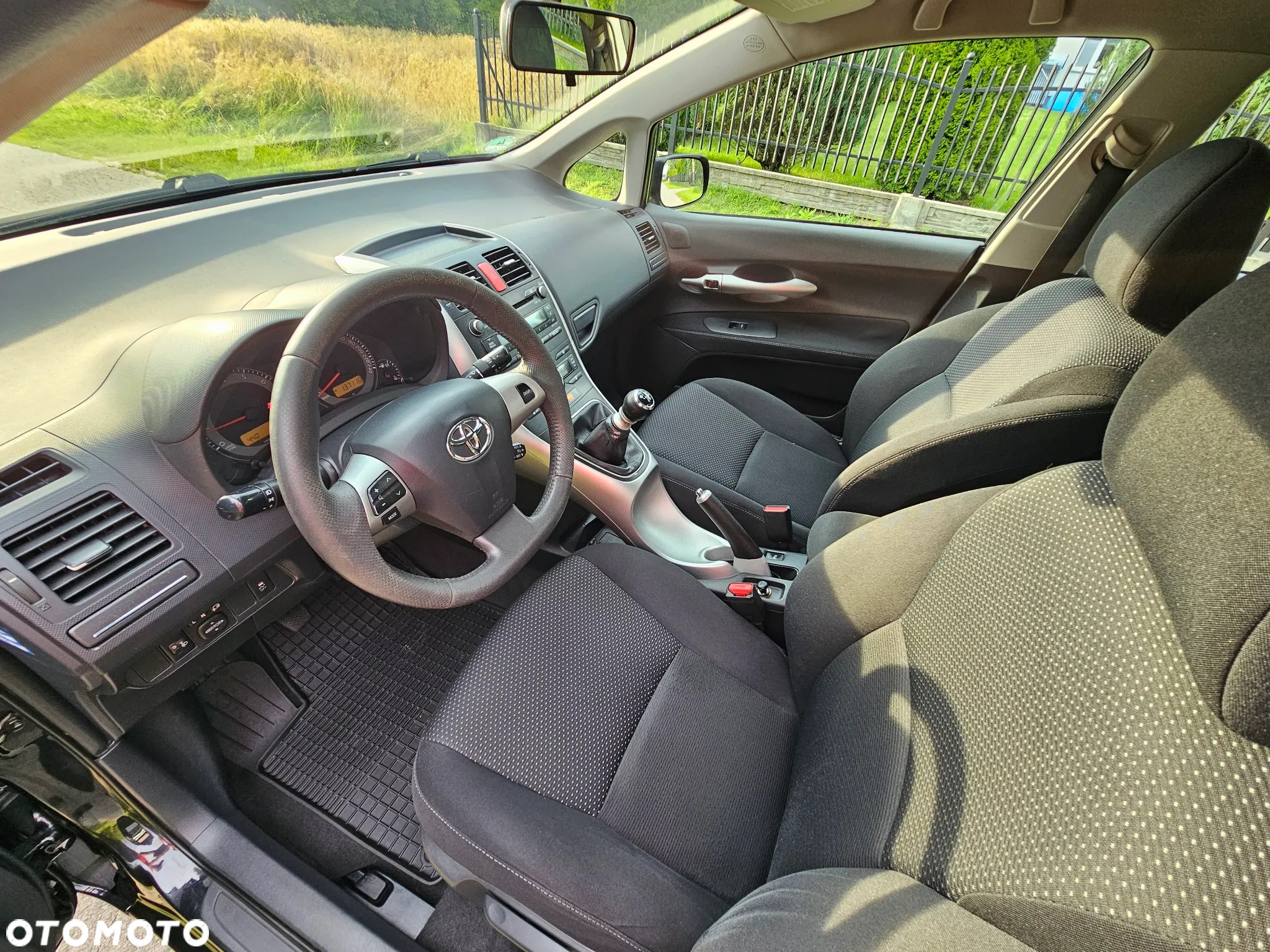 Toyota Auris 1.6 Executive - 8