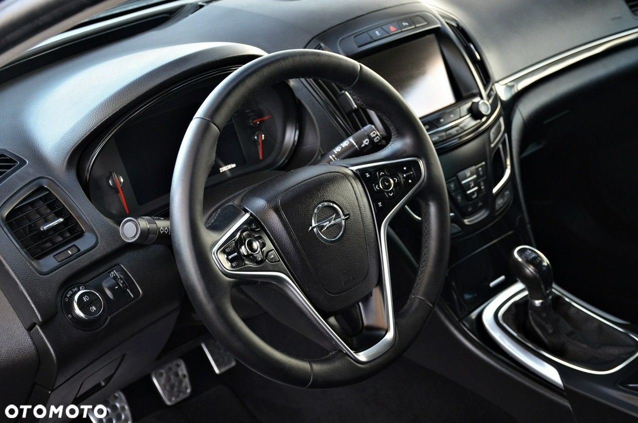 Opel Insignia - 14