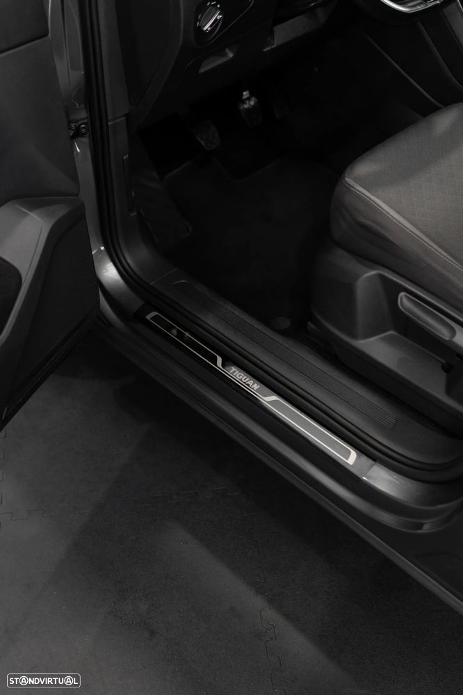 VW Tiguan 2.0 TDI Confortline - 23