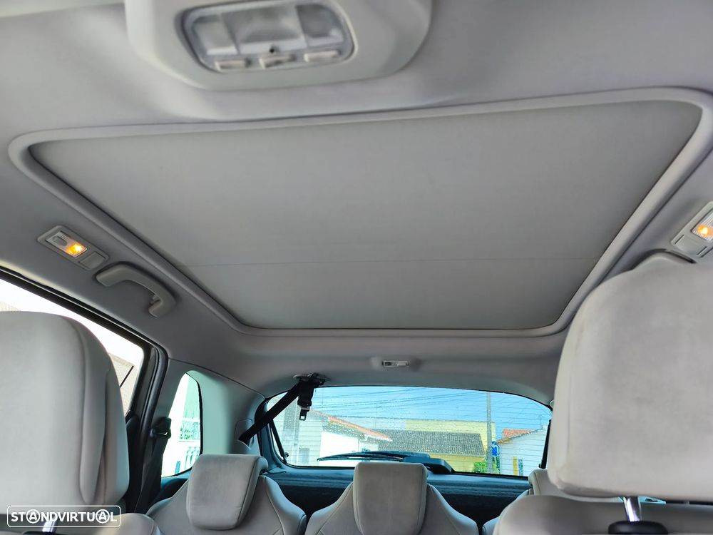 Citroën C4 Picasso 1.6 e-HDi FAP EGS6 Exclusive - 15