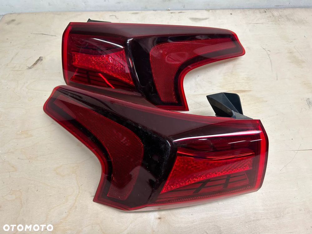 Reflektor | Lampa tył / tylny Hyundai Santa FE IV - komplet oryginalny