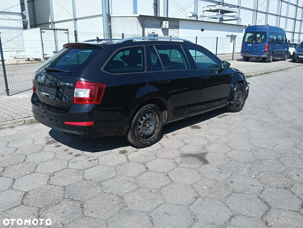 Skoda Octavia 2.0 TDI (Green tec) DSG Joy - 6