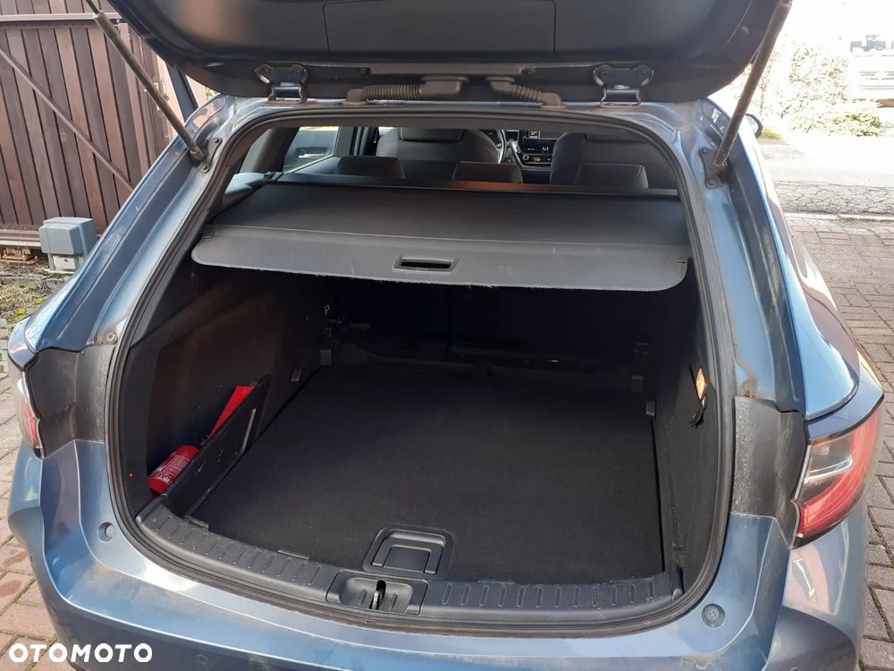 Toyota Corolla 2.0 Hybrid Comfort - 4