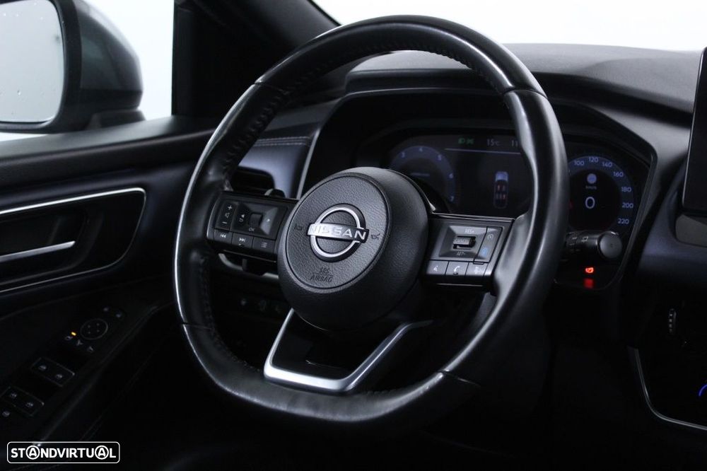 Nissan Qashqai 1.3 DIG-T Tekna Xtronic - 22