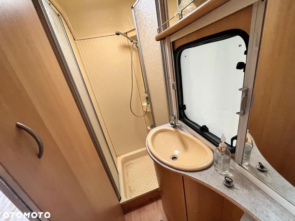 Dethleffs DC5 Camper 730 - 10