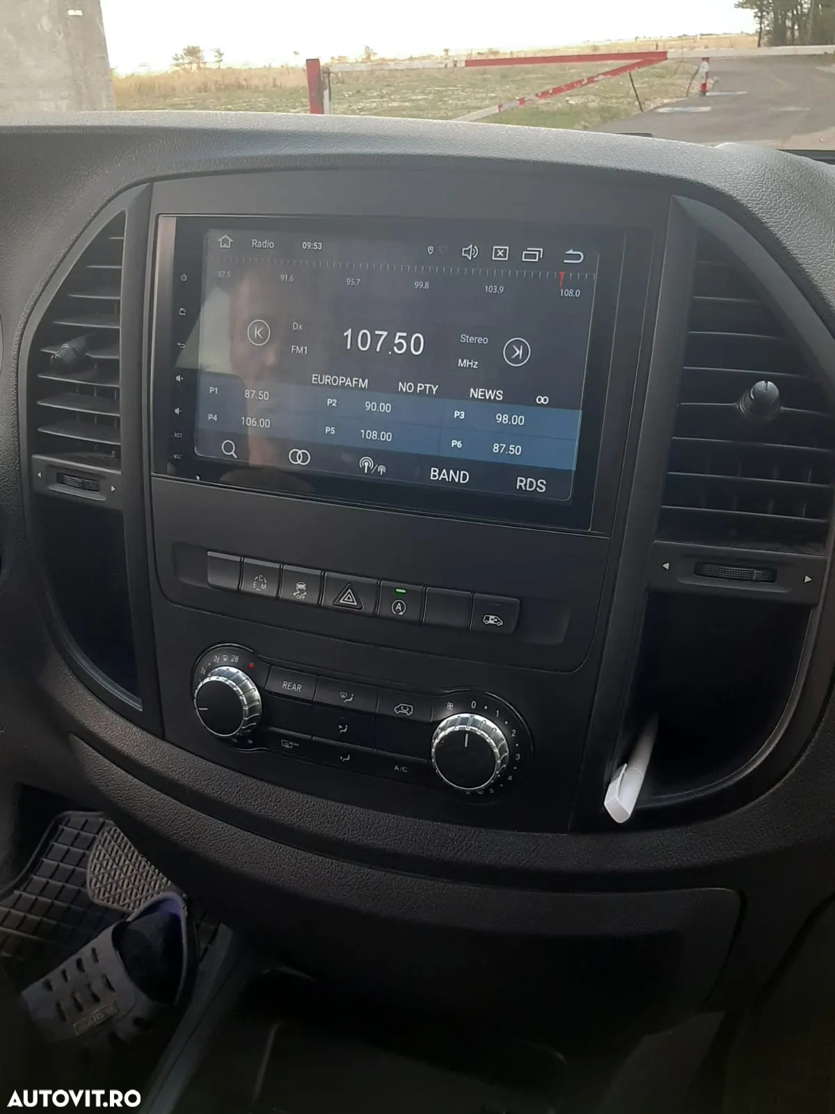 Mercedes-Benz Vito - 14