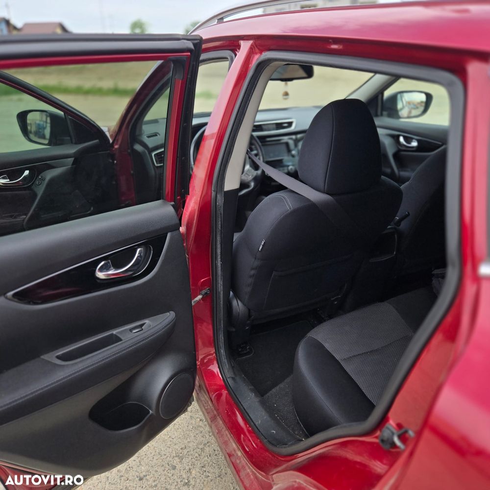 Nissan Qashqai 1.6 DCI Xtronic TEKNA - 6