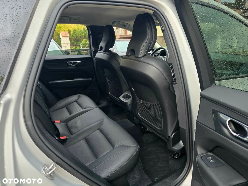 Volvo XC 60 - 16