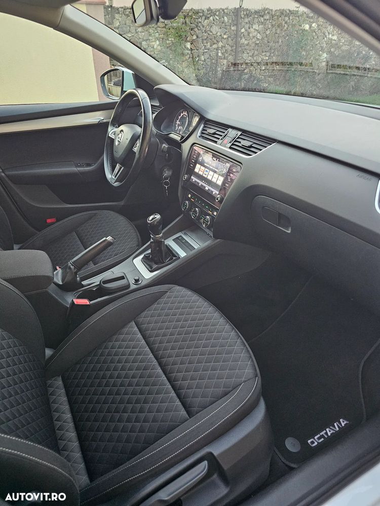 Skoda Octavia - 13