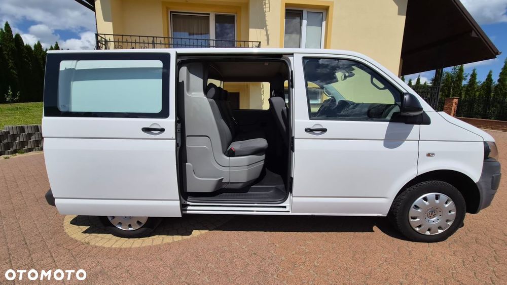 Volkswagen Transporter - 4