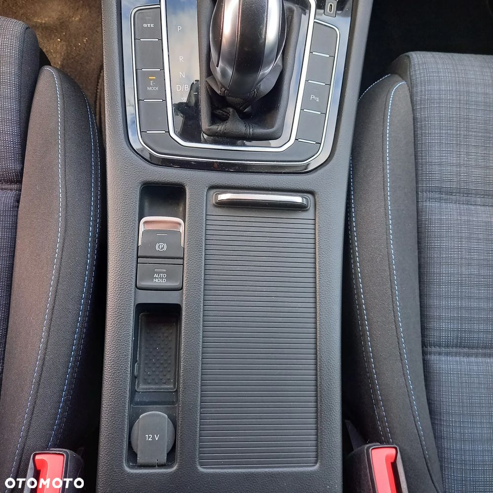 Volkswagen Passat Variant 1.4 TSI Plug-In Hybrid GTE DSG - 16