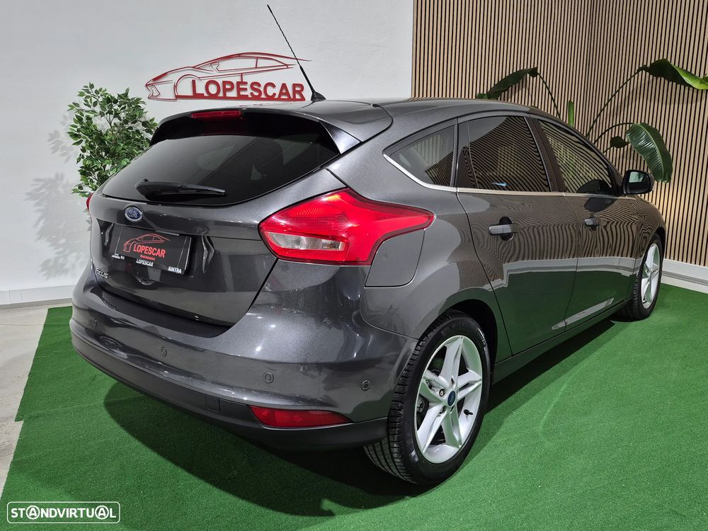 Ford Focus 1.5 TDCi Titanium - 4