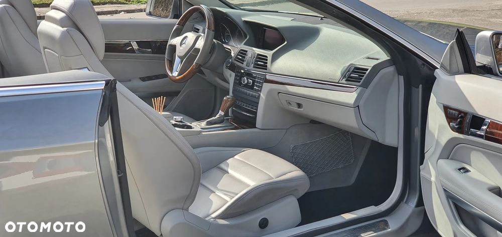 Mercedes-Benz Klasa E 350 BlueEffICIENCY - 35