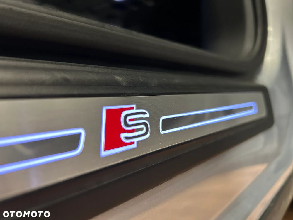 Audi Q5 40 TDI quattro S tronic S line - 11