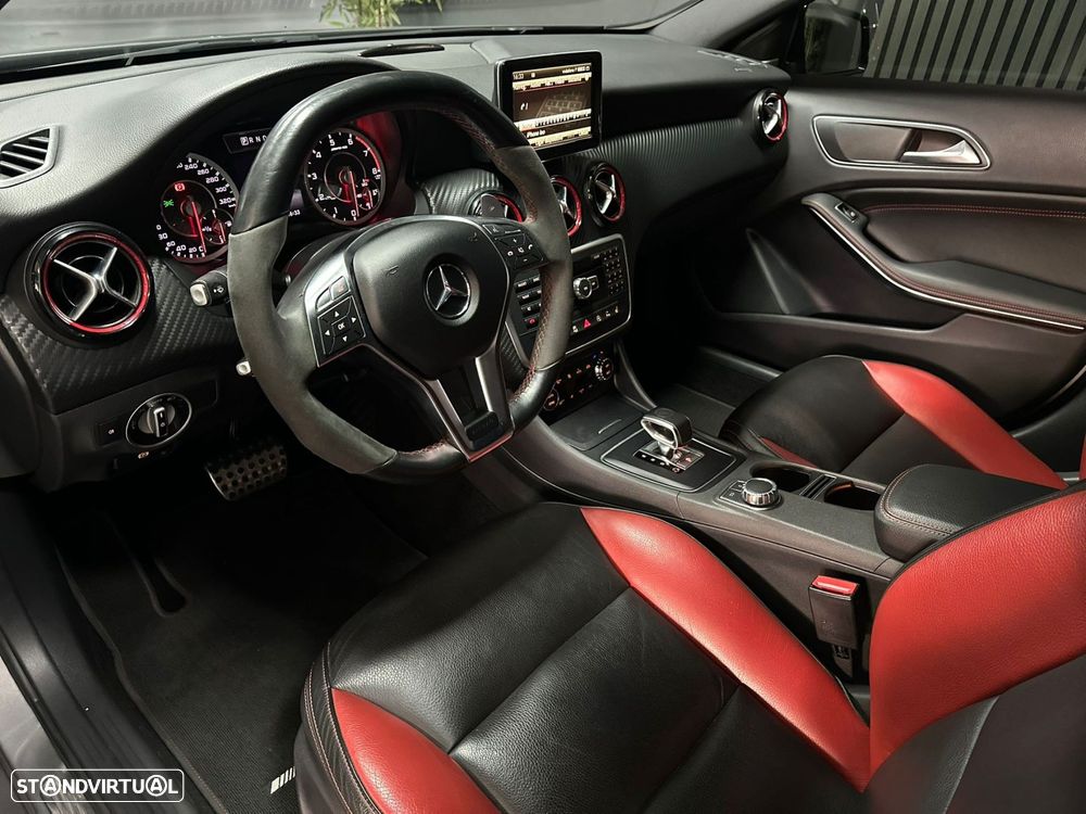 Mercedes-Benz A 45 AMG 4-Matic - 9