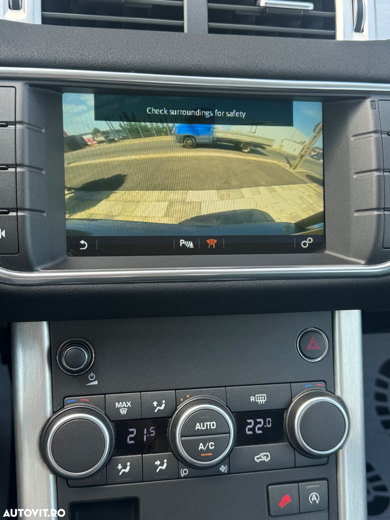 Land Rover Range Rover Evoque - 11