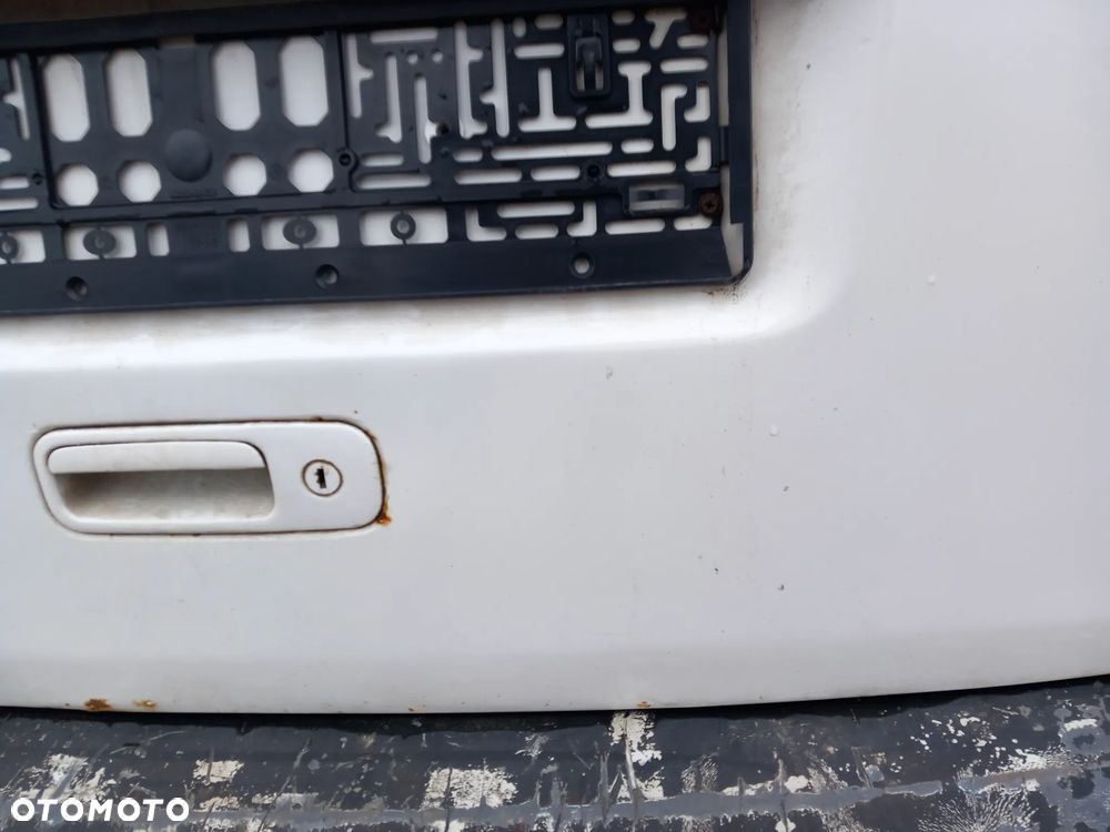 VW CADDY III KLAPA BAGAŻNIKA TYLNA TYŁ KOLOR: LB9A - 8