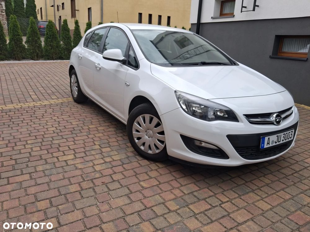 Opel Astra 1.6 Style - 1