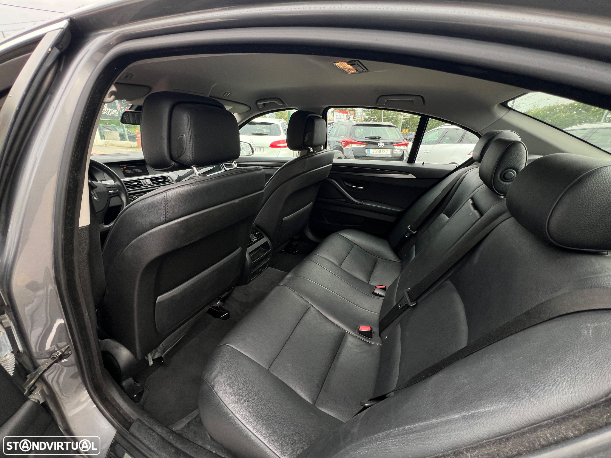 BMW 520 d Auto - 12