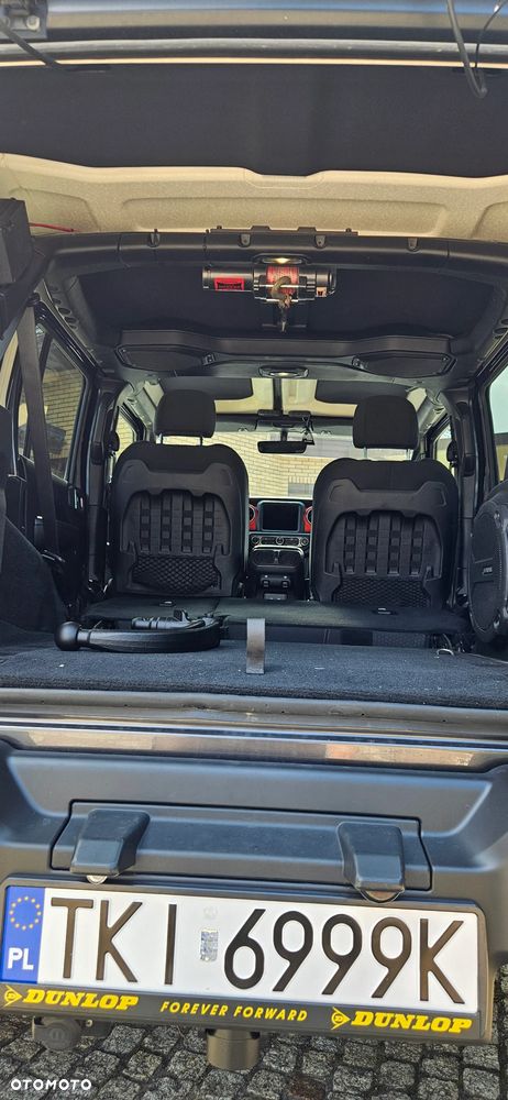 Jeep Wrangler - 16