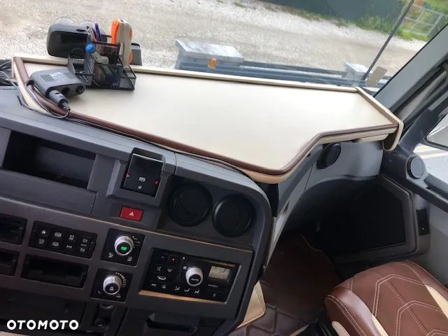 Renault Gama T 480 - 11