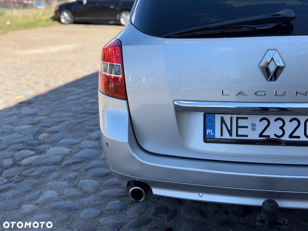 Renault Laguna dCi 150 FAP Start-Stop GT - 12