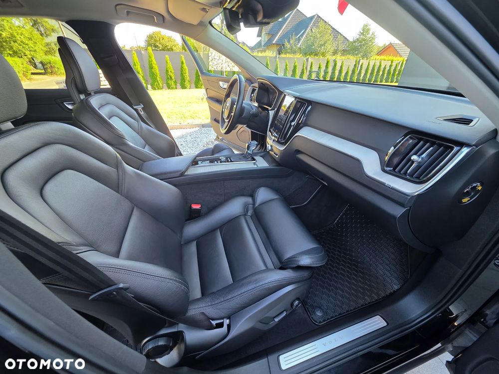 Volvo XC 60 D4 AWD Inscription - 4
