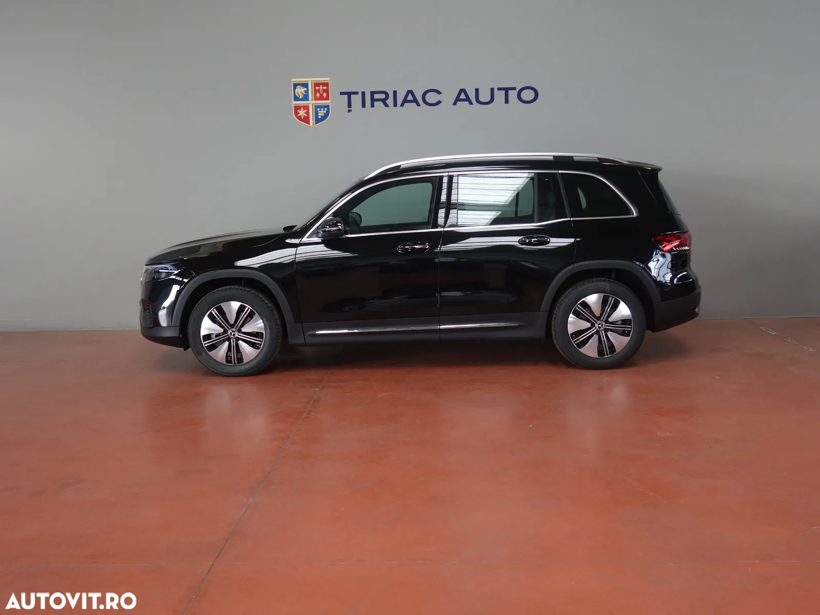 Mercedes-Benz EQB 300 4Matic Electric Art - 2