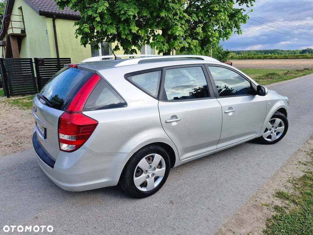 Kia Ceed 1.4 CVVT Attract - 7