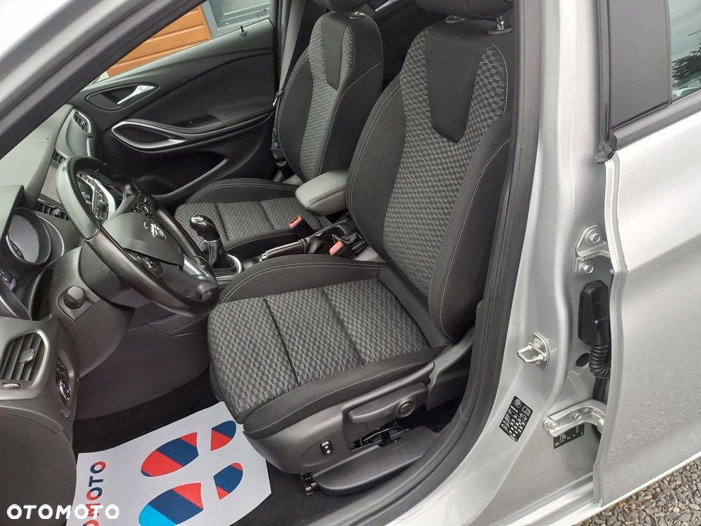 Opel Astra 1.6 CDTI Dynamic S&S - 14