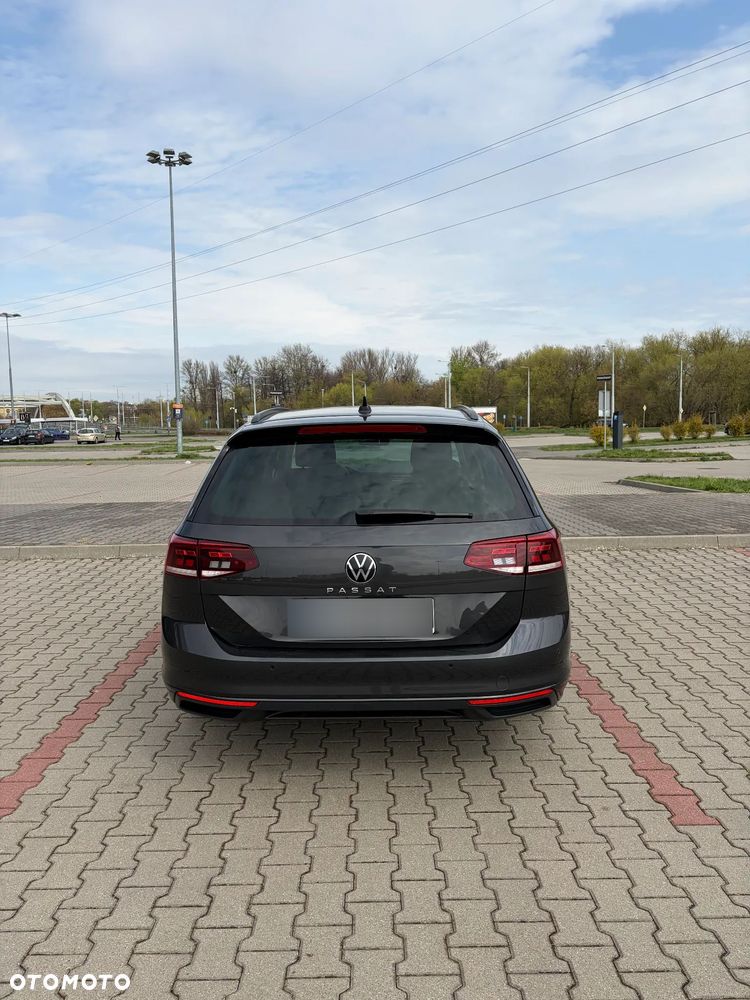 Volkswagen Passat 2.0 TDI EVO Business DSG - 6