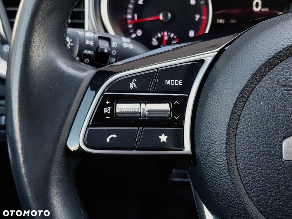 Kia Ceed 1.5 T-GDI M - 23