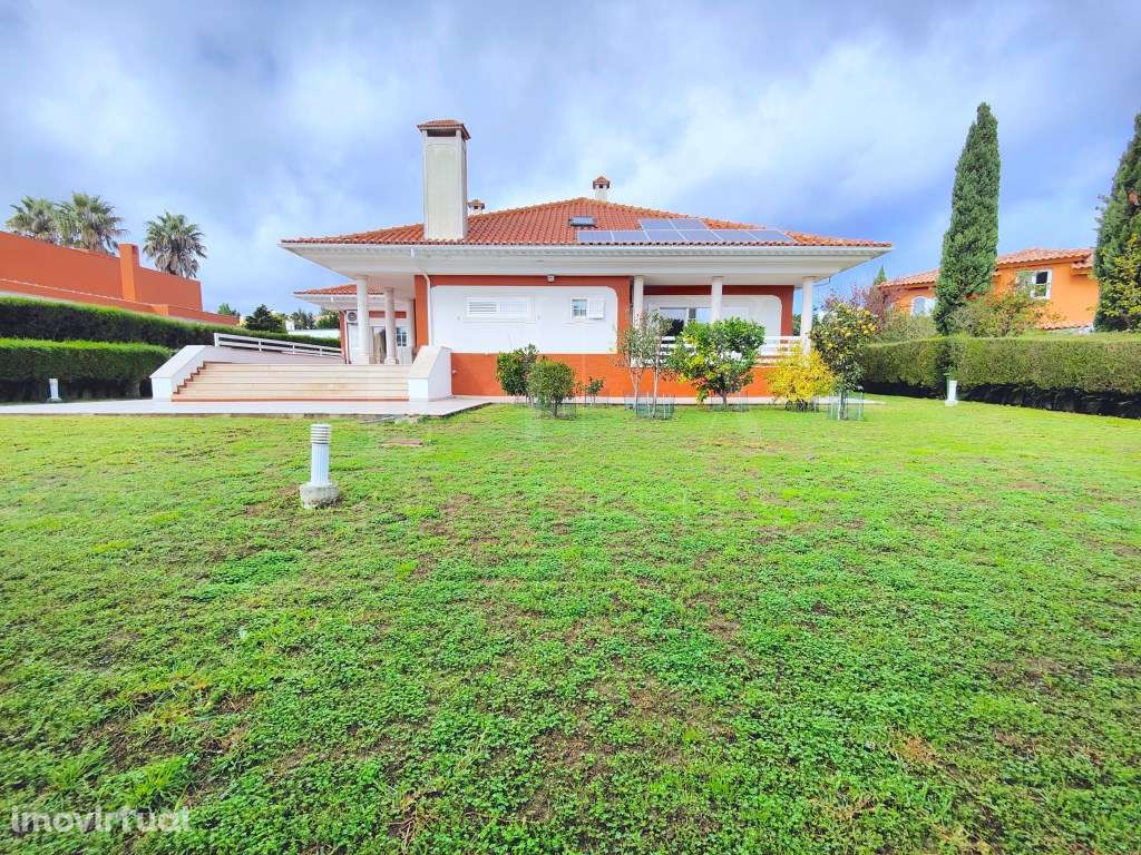 MORADIA DE LUXO COM 740m2 NA BELOURA - Grande imagem: 4/60