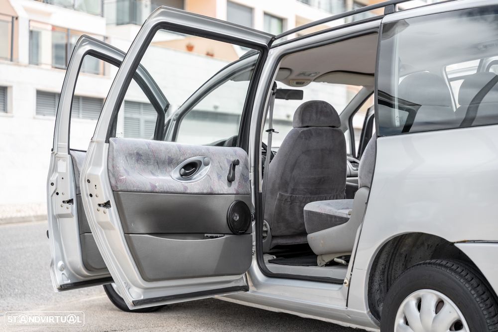 SEAT Alhambra 1.9 TDI SE - 21