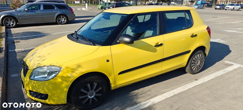 Skoda Fabia 1.2 HTP Ambiente - 3
