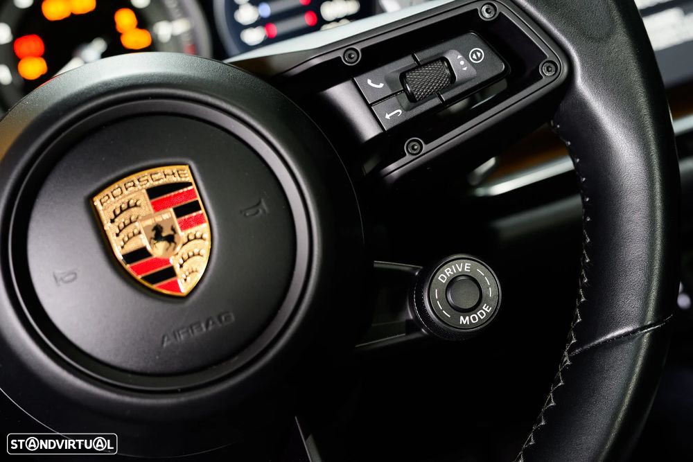 Porsche 911 (992) Carrera S PDK - 21