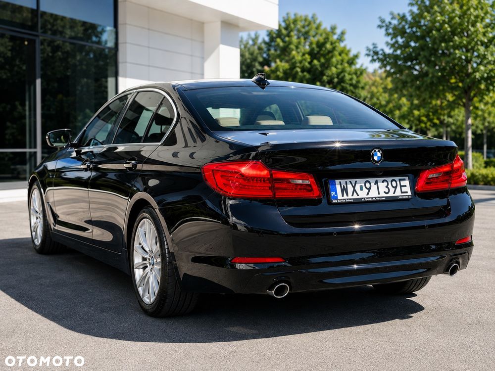 BMW Seria 5 520d xDrive - 7