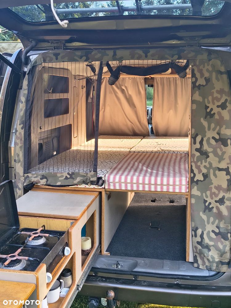 Nissan NV200 - 8