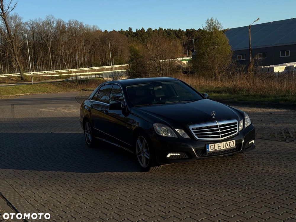 Mercedes-Benz Klasa E 220 CDI DPF BlueEFFICIENCY Automatik Avantgarde - 7