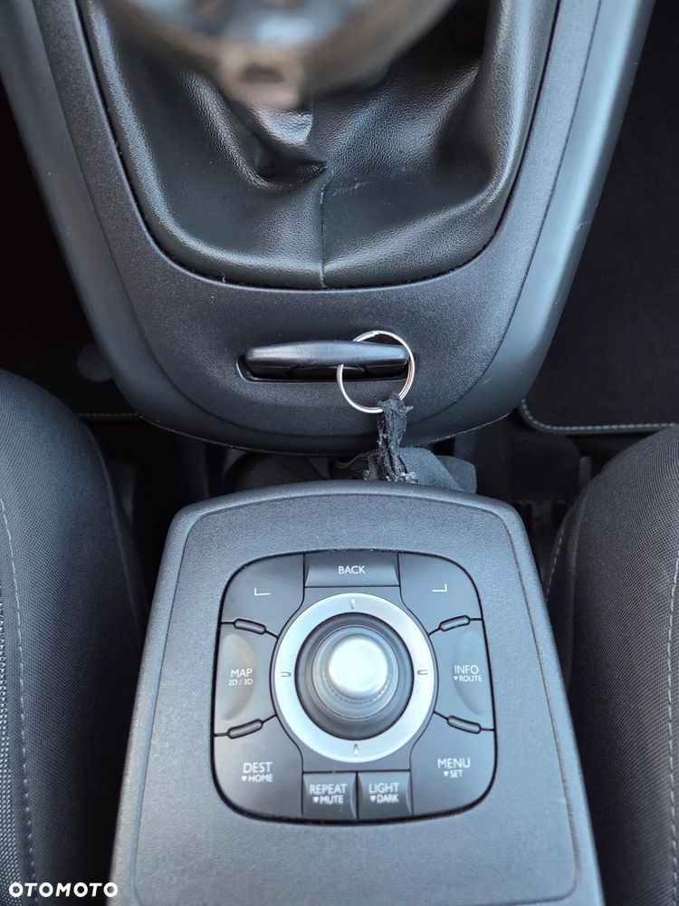 Renault Scenic 1.6 16V 110 TomTom Edition - 13