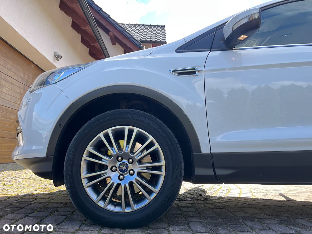 Ford Kuga - 29