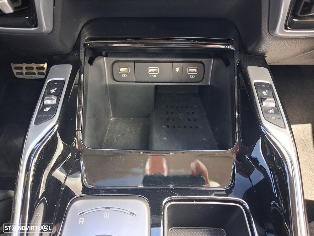 Kia Sorento 1.6 T-GDI HEV Concept+SRF - 26