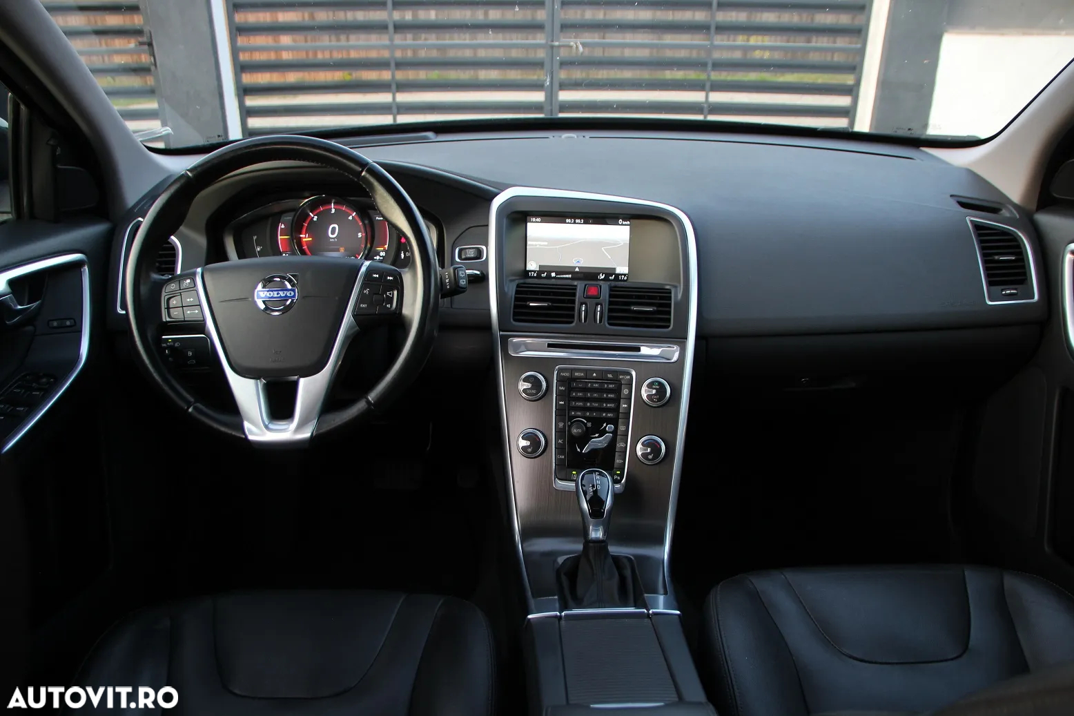 Volvo XC 60 D4 Geartronic Ocean Race - 4