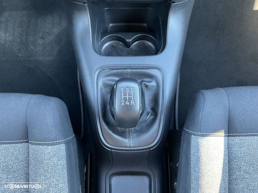 Citroën C3 1.2 PureTech Feel - 27
