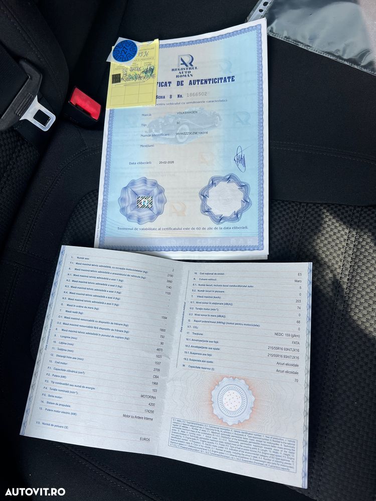 Volkswagen Passat 2.0 TDI DPF DSG Highline - 14