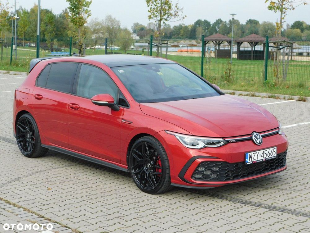 Volkswagen Golf - 2